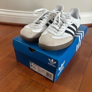 Adidas Samba Kids Sneakers in White and Black